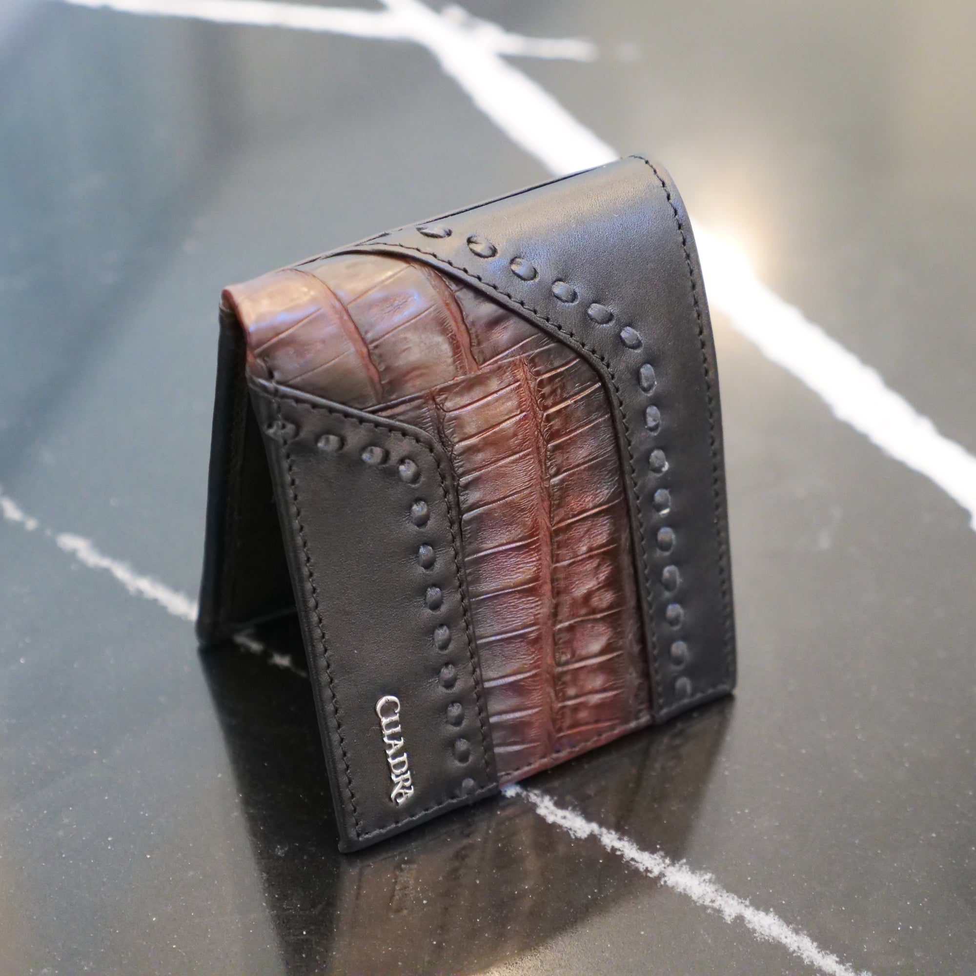 alligator wallet cuadra