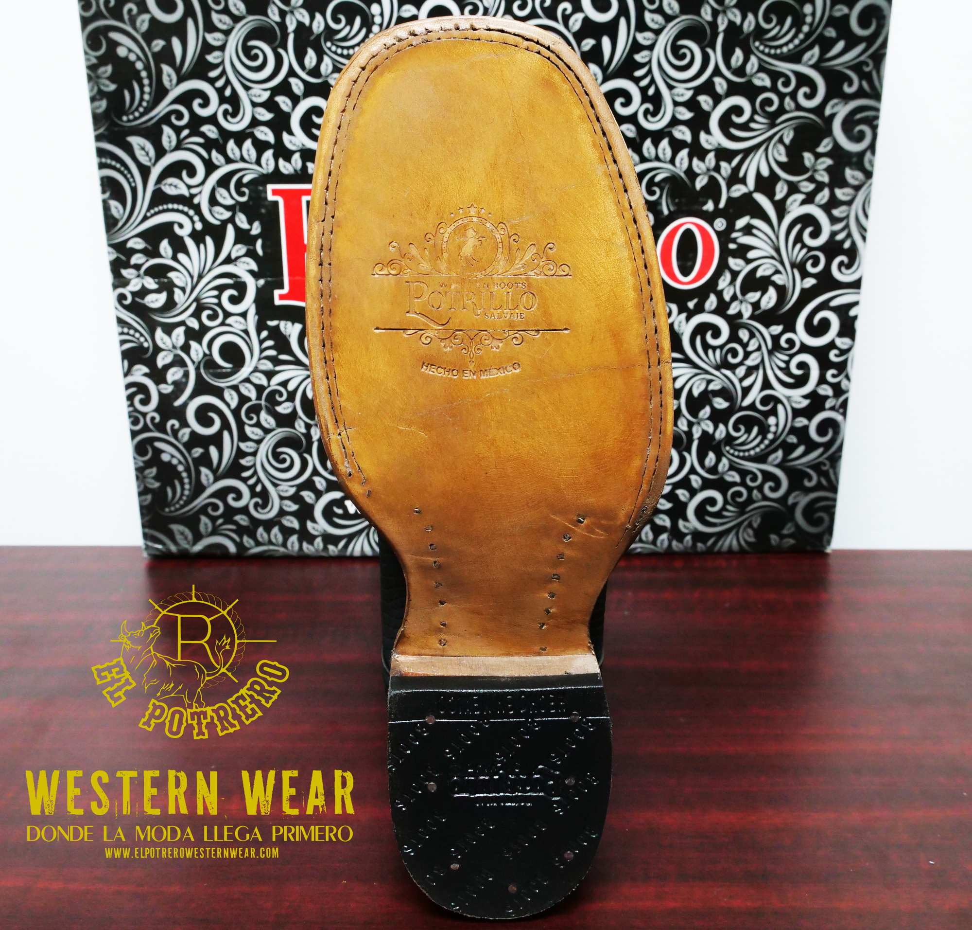 911 Imitation Python Boot Black