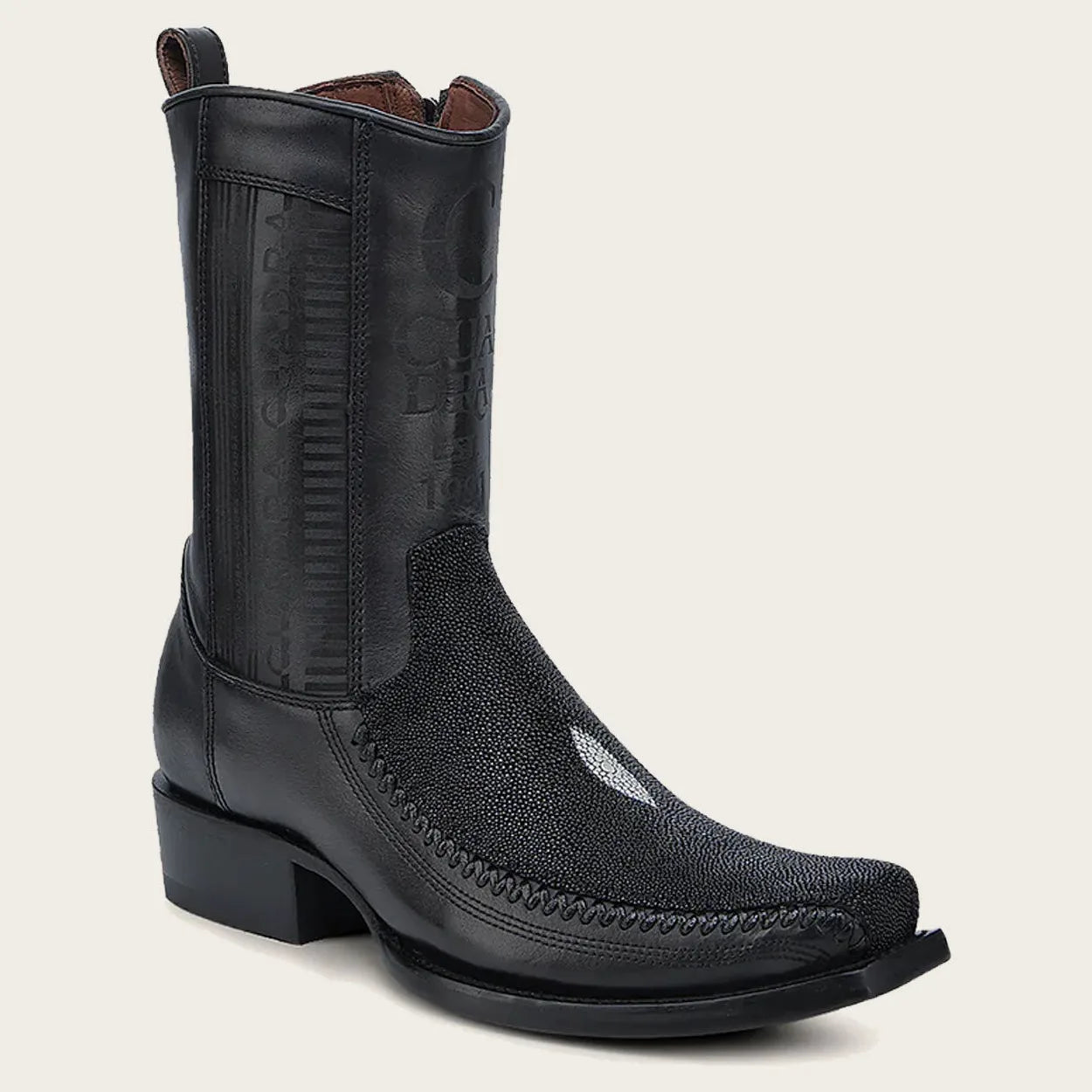 Western-engraved-black-