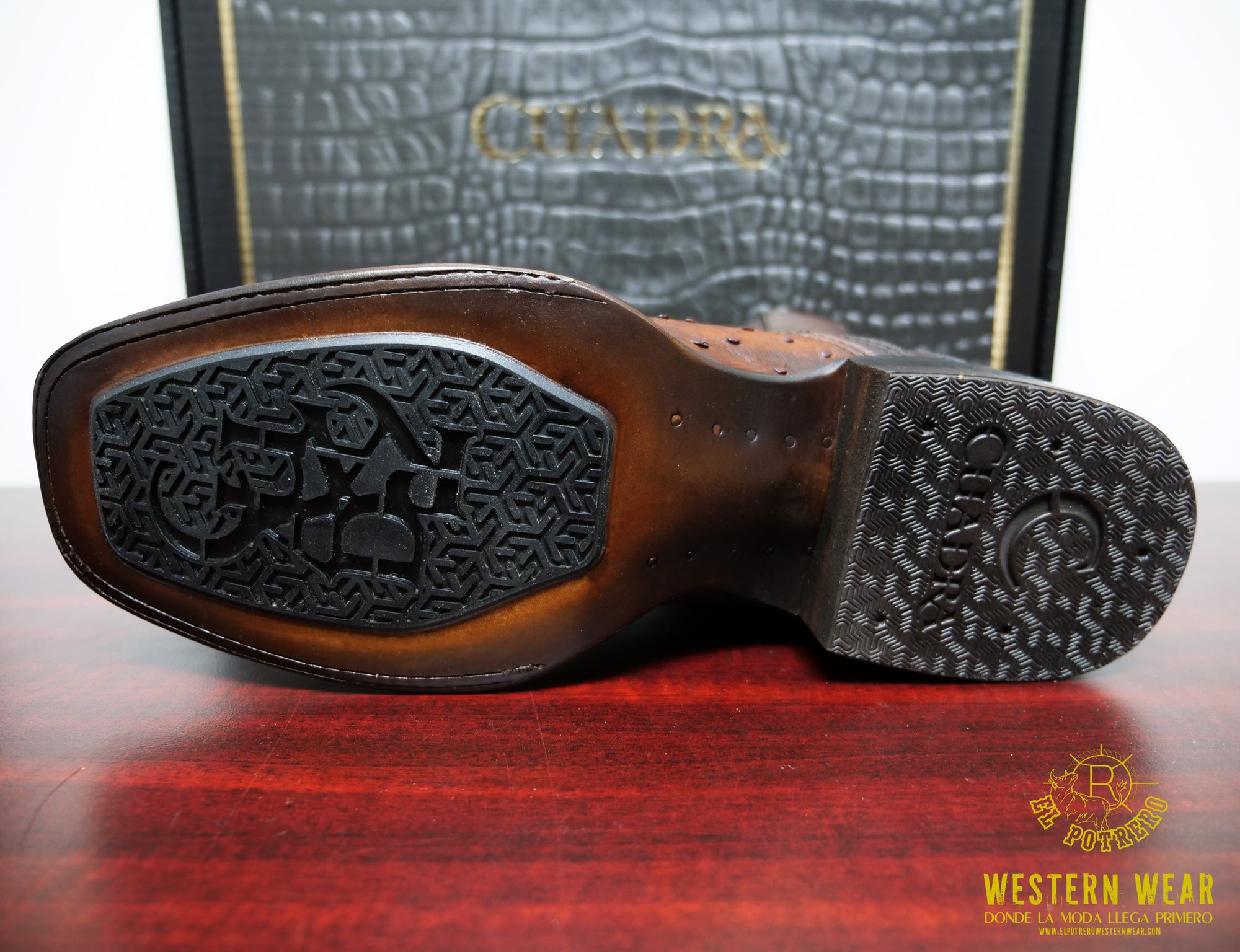 Cuadra Ostrich Zipper Boot CU888