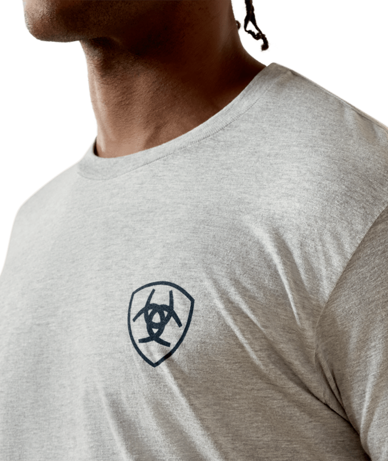 10073956 Ariat Men's Banner Badge Grey T-Shirt