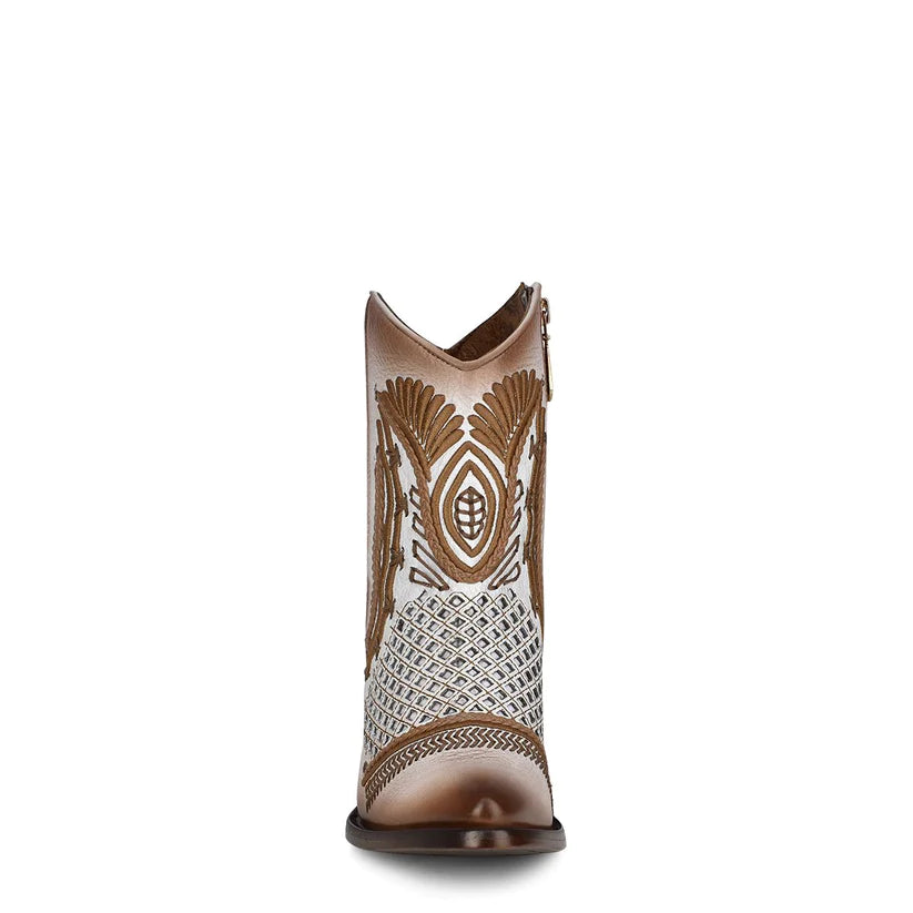 womens ankle boots cuadra white