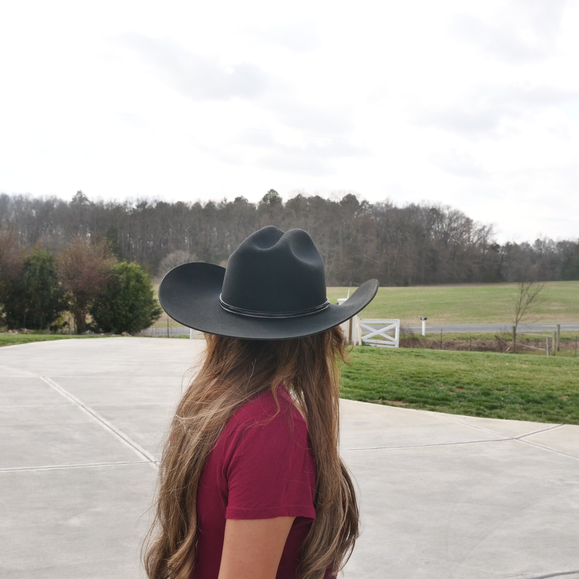 womens black cowgirl hat