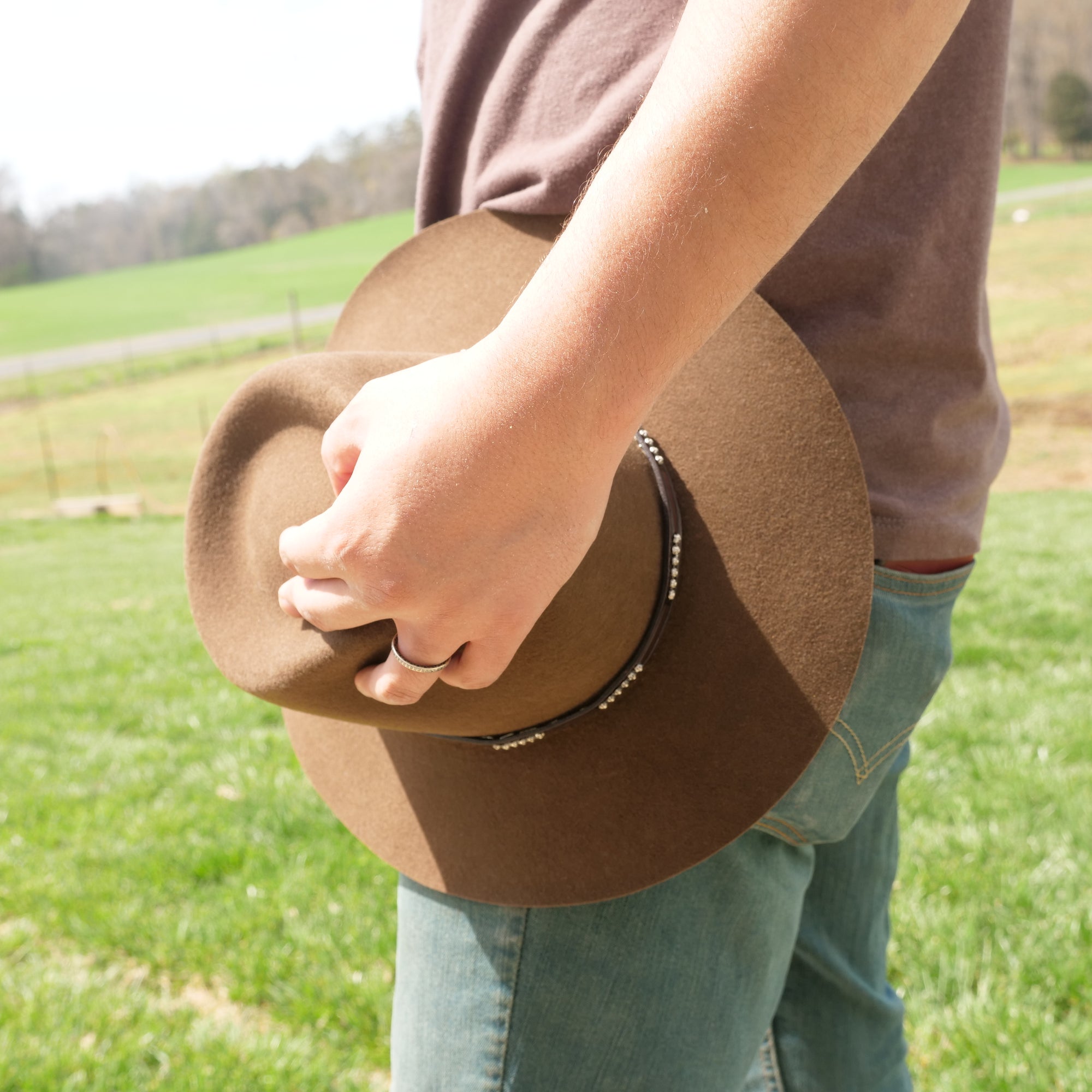 brown outback hat