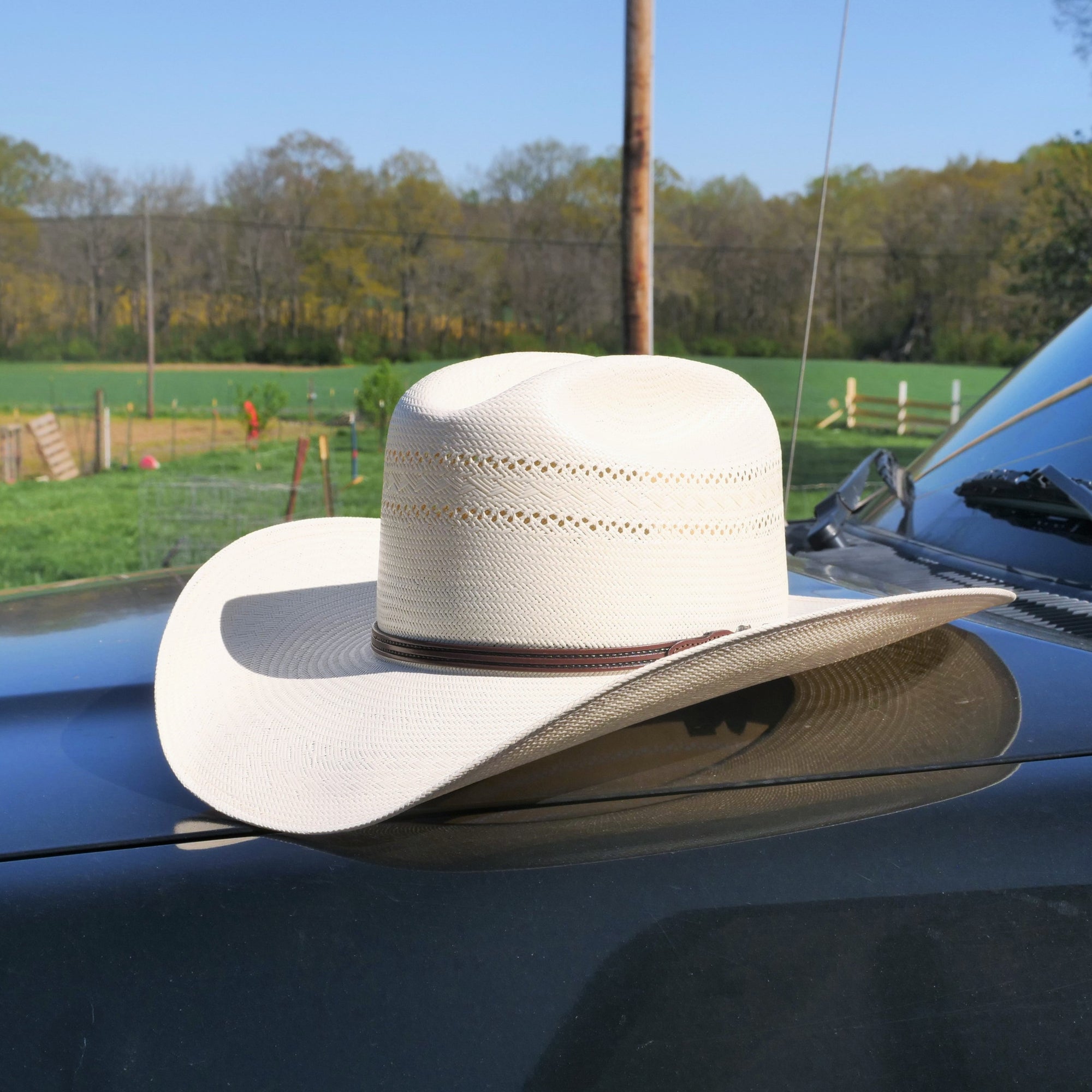 ventilated western cowboy hat